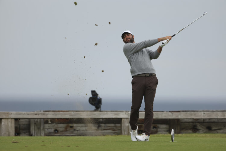 Five tied after opening day at British Open